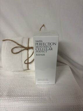 Swiss Perfection Vitalizing Hand Cream